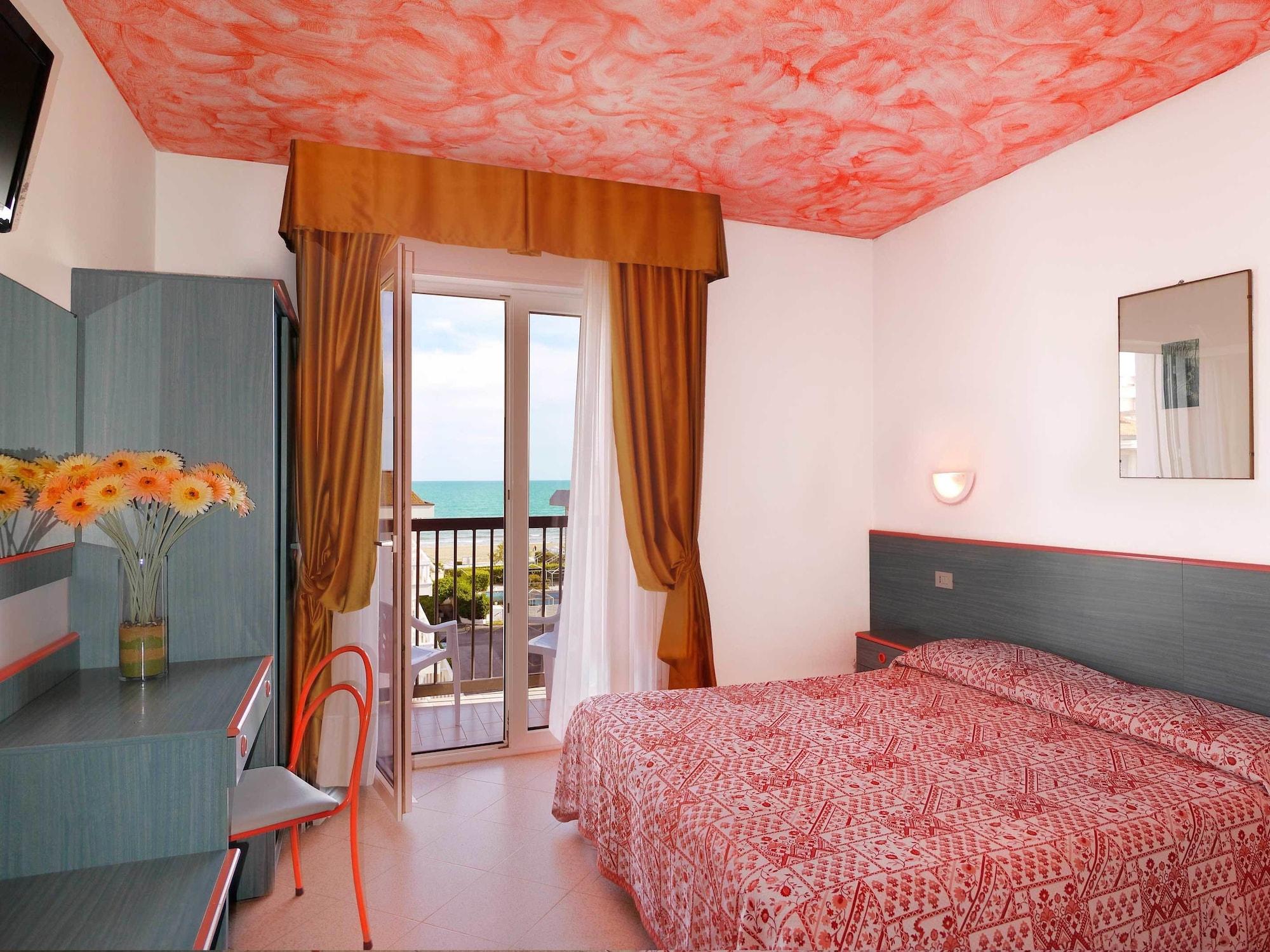 Storione Hotel 3*