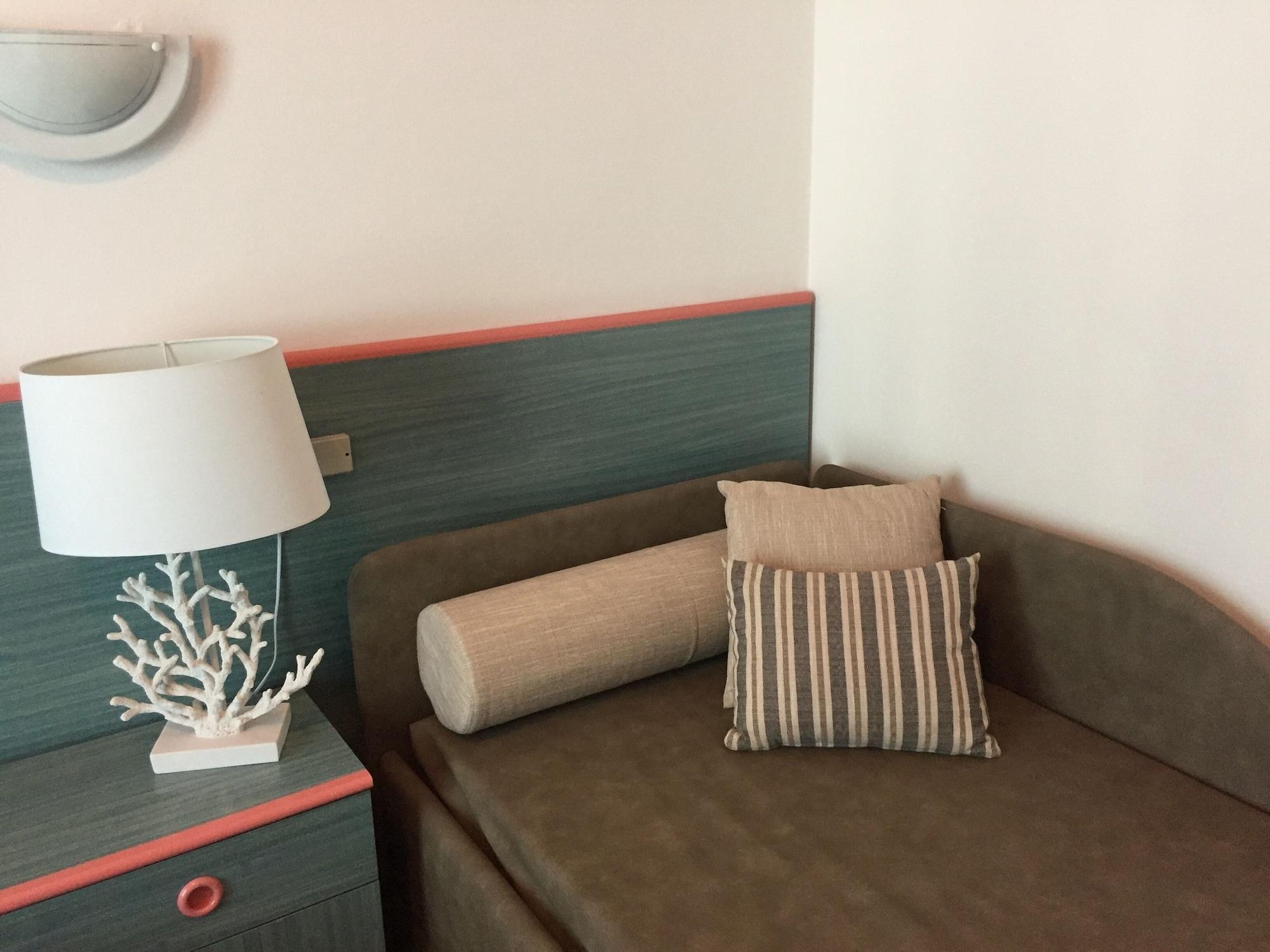 Storione Hotel
